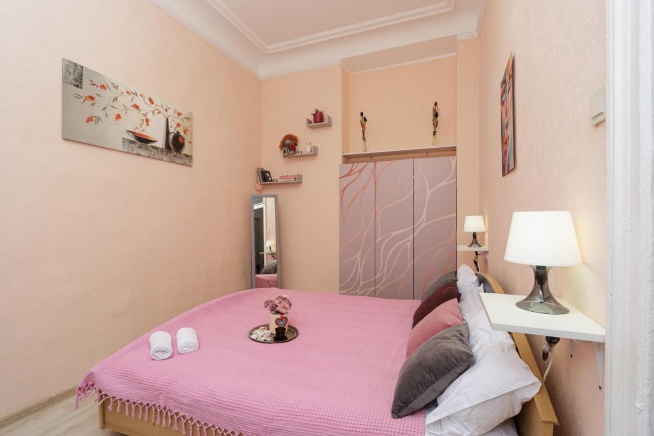 Comfortable Apartment In The Very Center Of أوديسا المظهر الخارجي الصورة